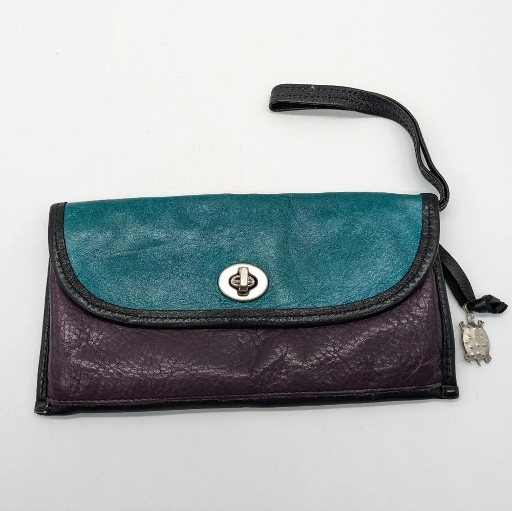 Turtle Ridge Blue Purple Black Leather Clutch Wristlet Wallet